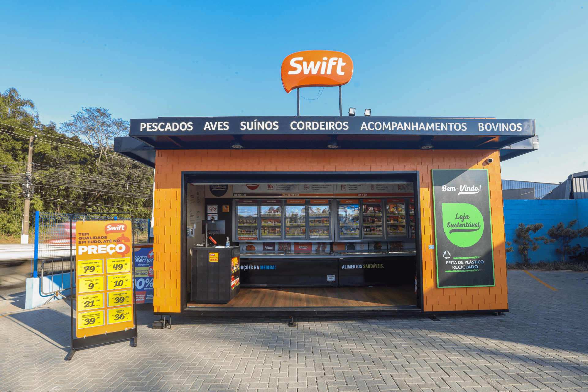 Rede Sol Antunes inaugura loja Swift dedicada a praticidade e variedade